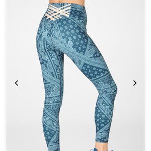 Fabletics Boost II 7/8 Leggings XL